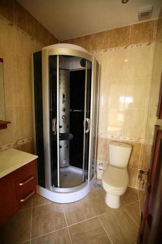 El Andalous Apartment *