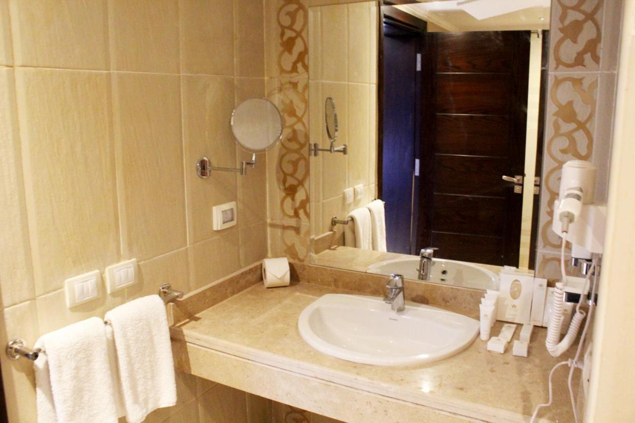 Tolip North Coast 5*