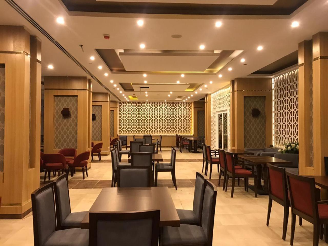 Tolip North Coast Resort 5*
