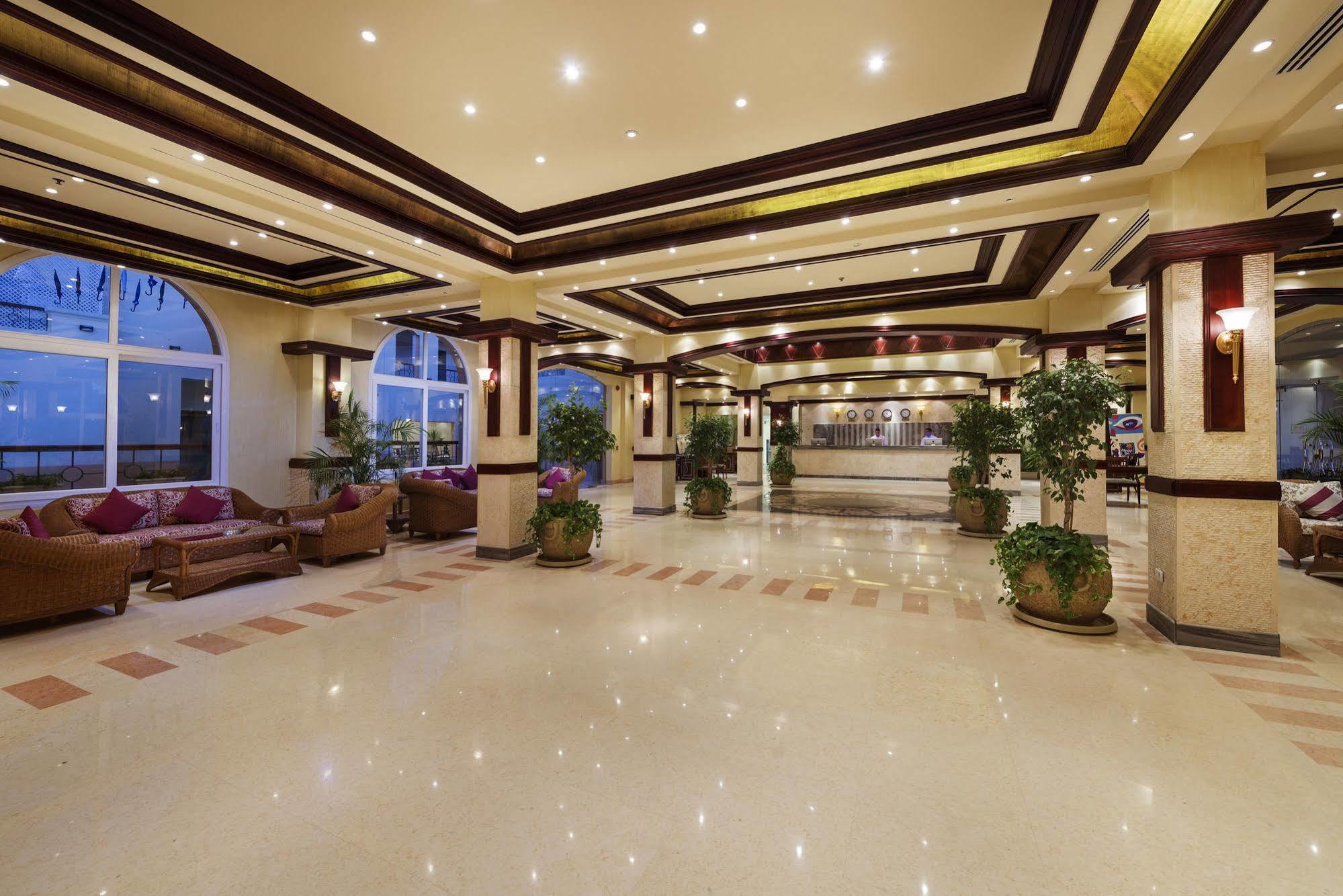 Resort Concorde Moreen Beach
