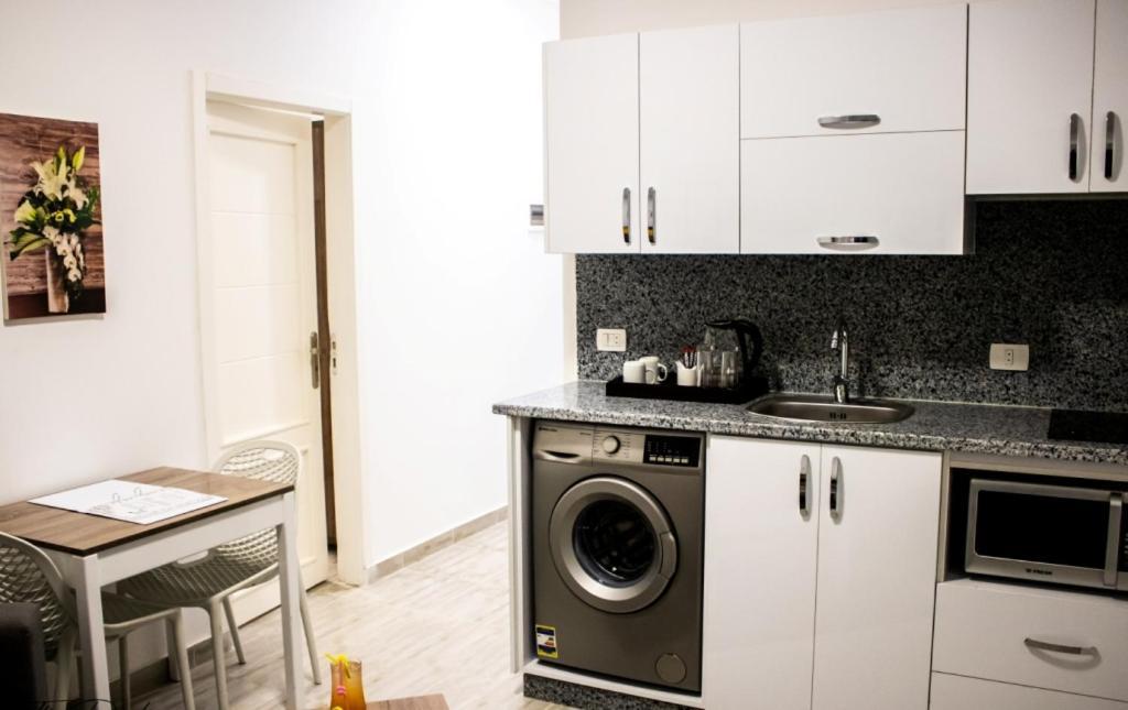 Aparthotel Aqua Palms 3*