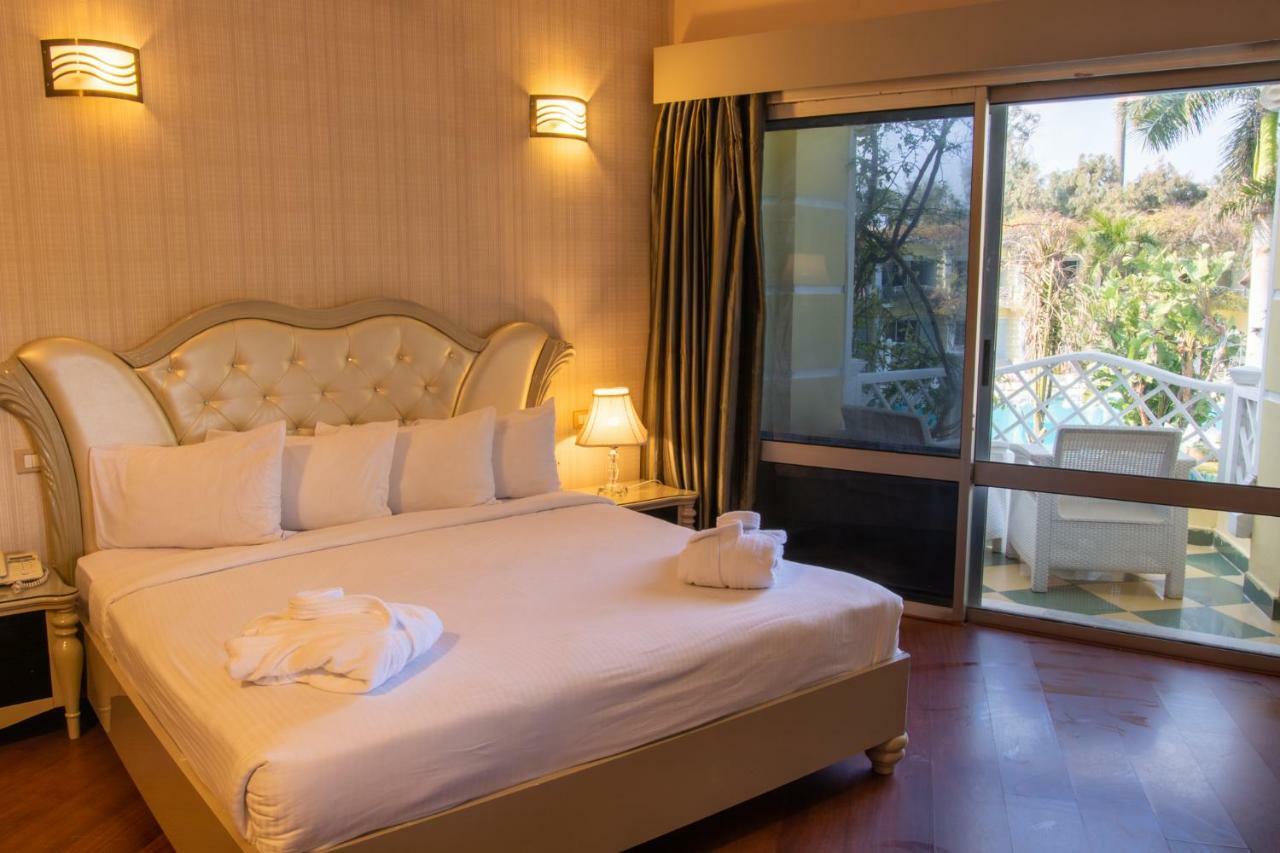 Resort Paradise 4*