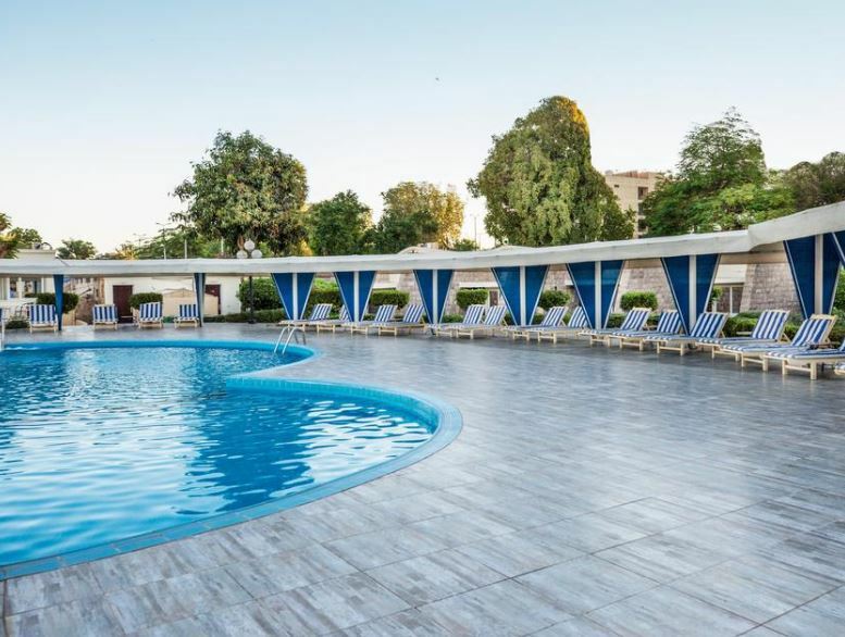 Resort Obelisk Nile