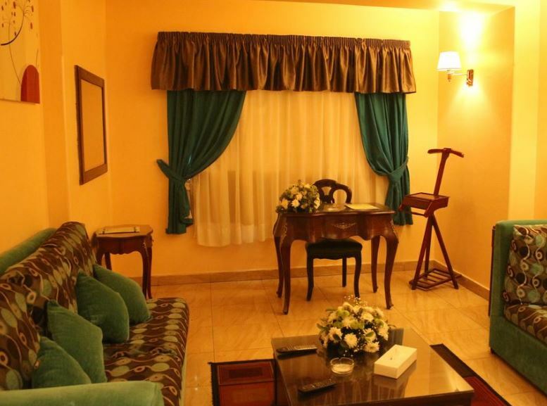 Holidays Express Hotel 3*