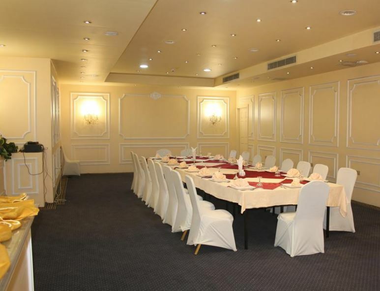 Holidays Express Hotel 3*
