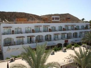 Oonas Dive Club Resort