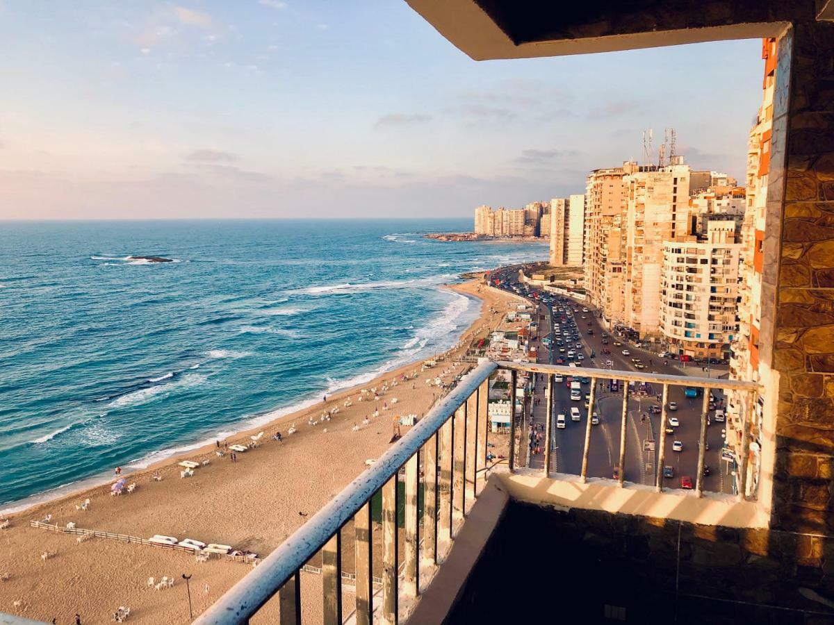 Toscanini اول صف مباشره Apartment *