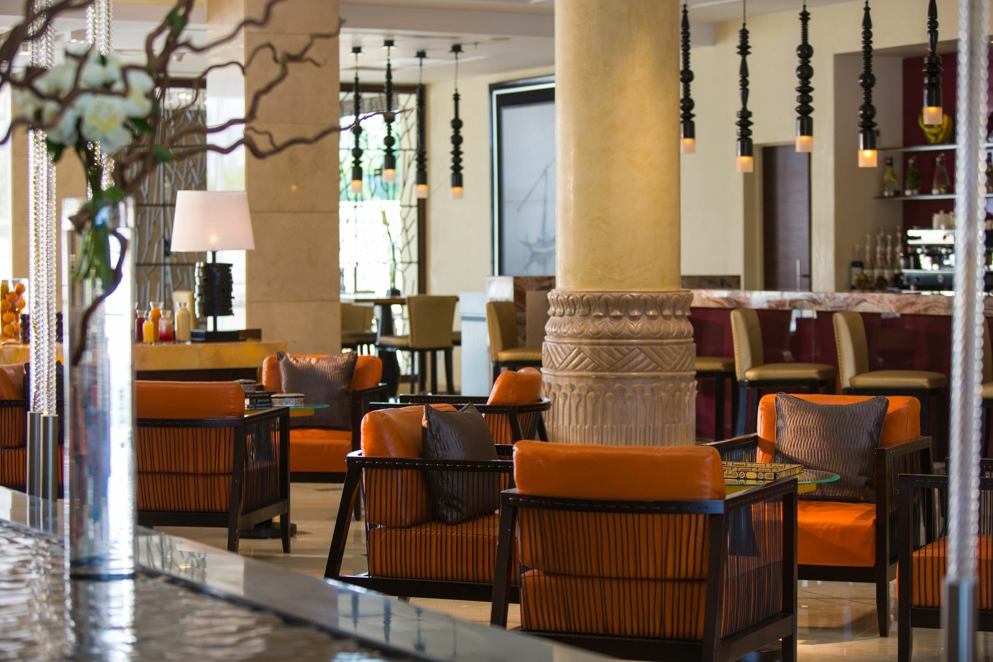 Otel Renaissance Mirage City