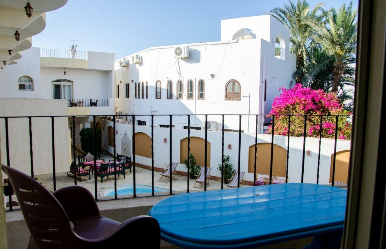 New Yalla Hotel