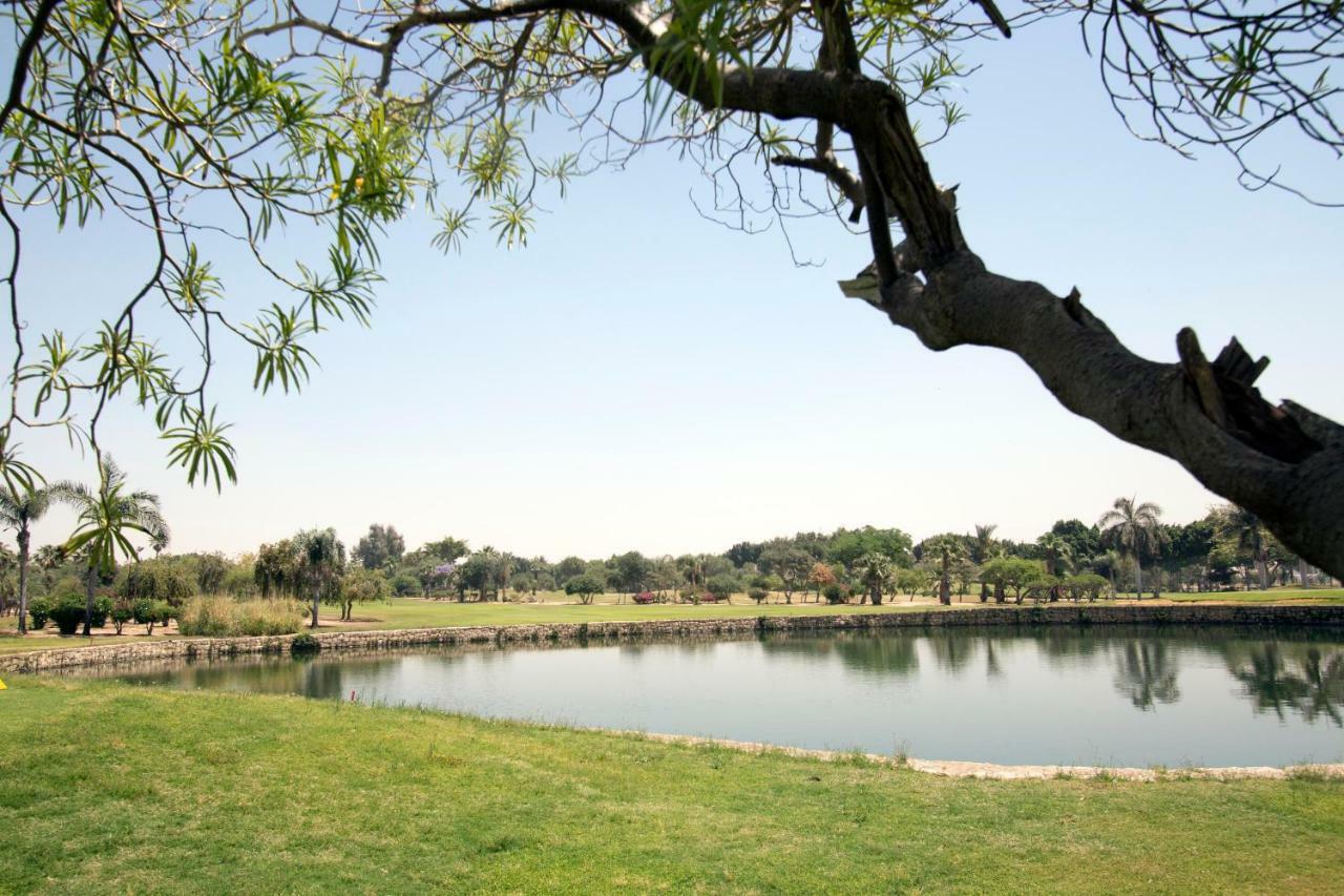 Swiss Pyramids Golf Hotel