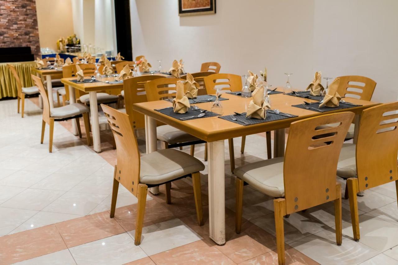Tolip Family Club Borg El Arab Hotel King Mariout