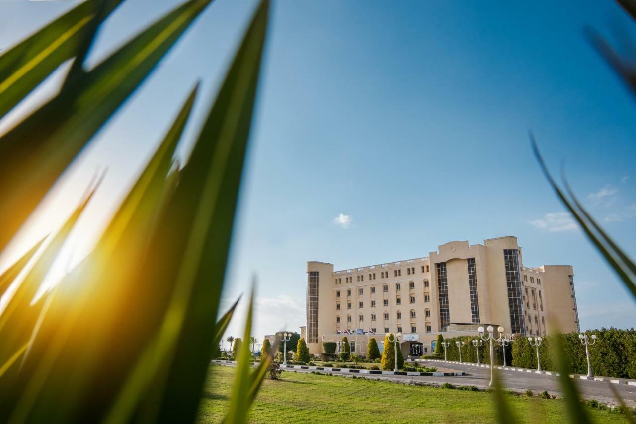 Tolip Family Club Borg El Arab 5*