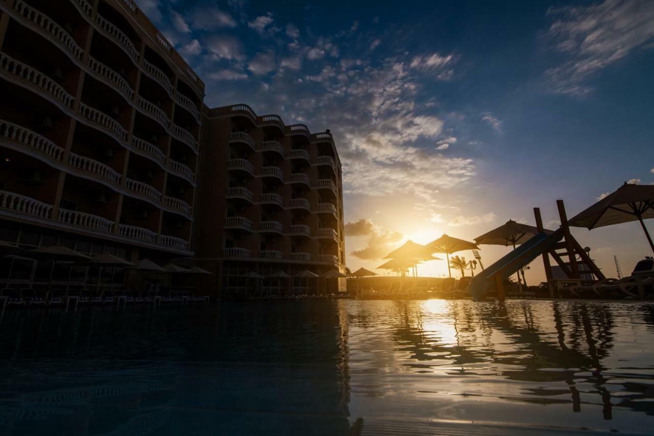 Hotel Tolip Family Club Borg El Arab