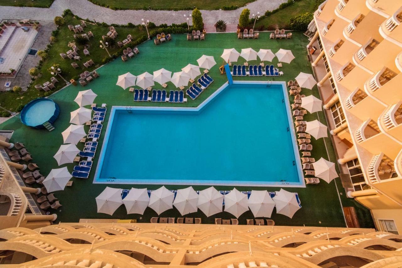 Tolip Family Club Borg El Arab Hotel King Mariout