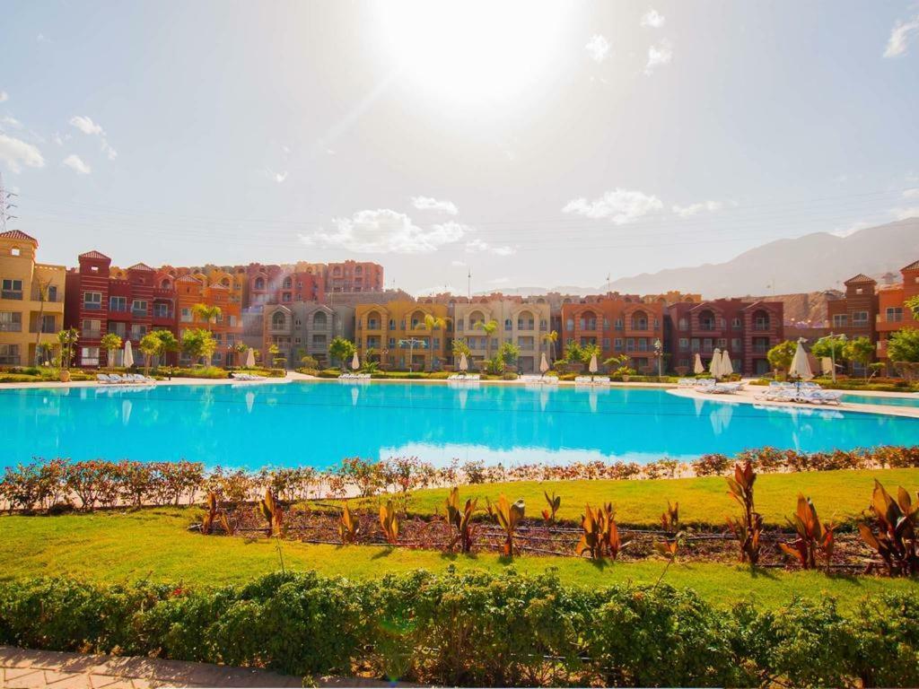 Porto Sokhna Powered By Amer-group Family Only Resort Ain Sukhna