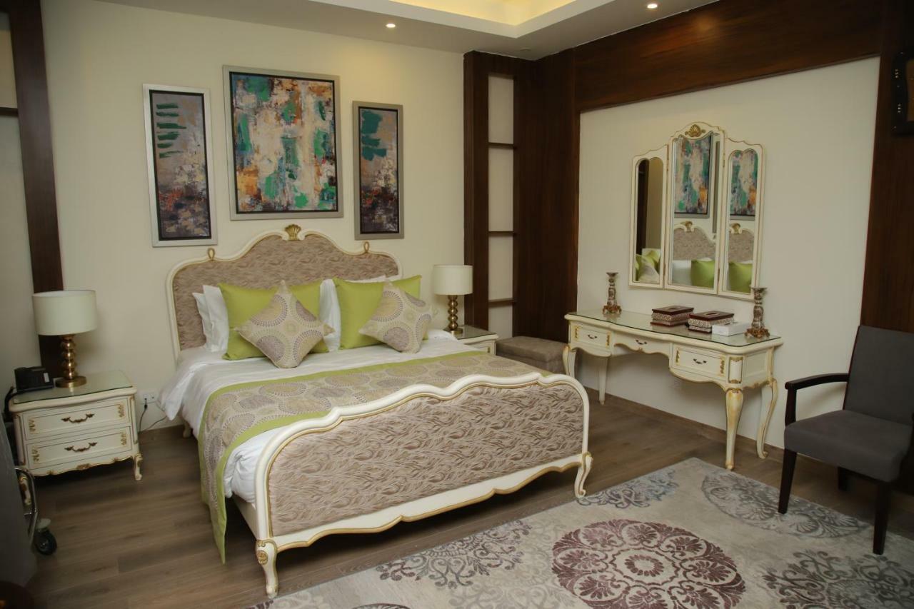 Tolip North Coast Resort 5*