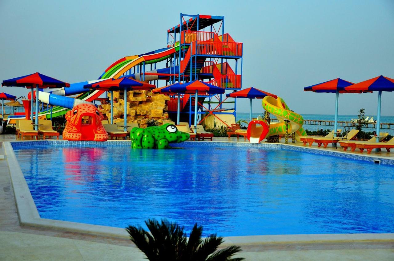 Hawaii Caesar Dreams And Aqua Park - Families And Couples 5*