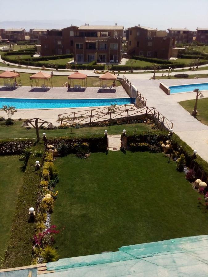 Marina Wadi Degla Families Only Pool View 2nd Floor 6 Adults Chalet *