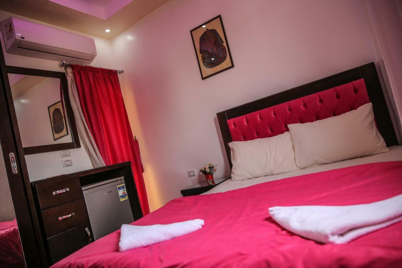 Queen Pyramids View Inn Kafrat al Jabal