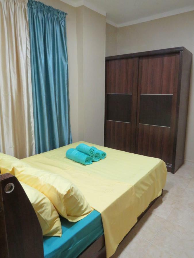 Apartment Ocean Breeze Redsealine *