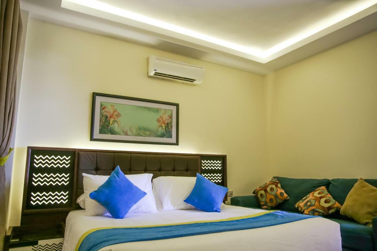 Serenity Aparthotel