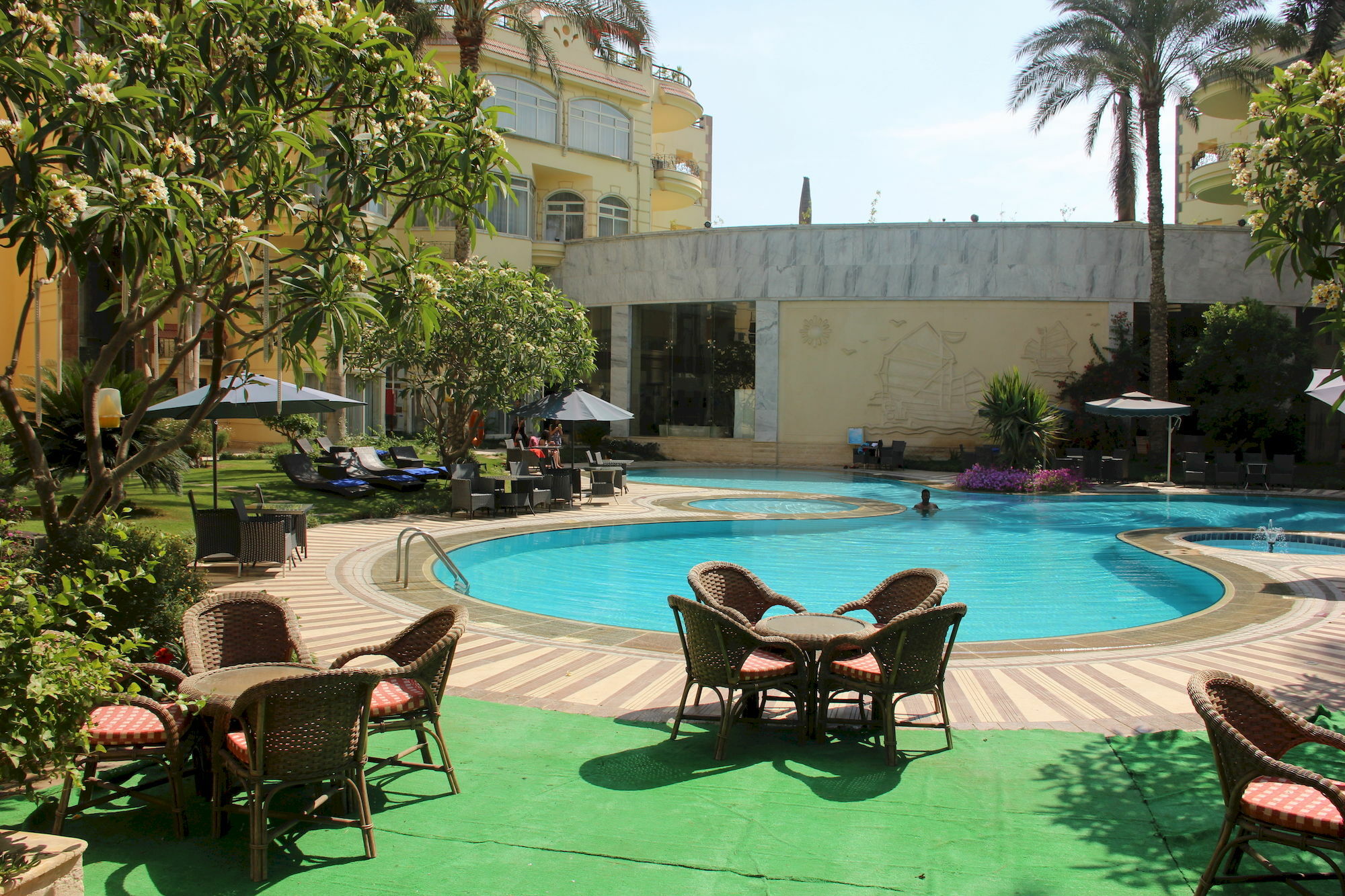 Otel Soluxe Cairo 4*