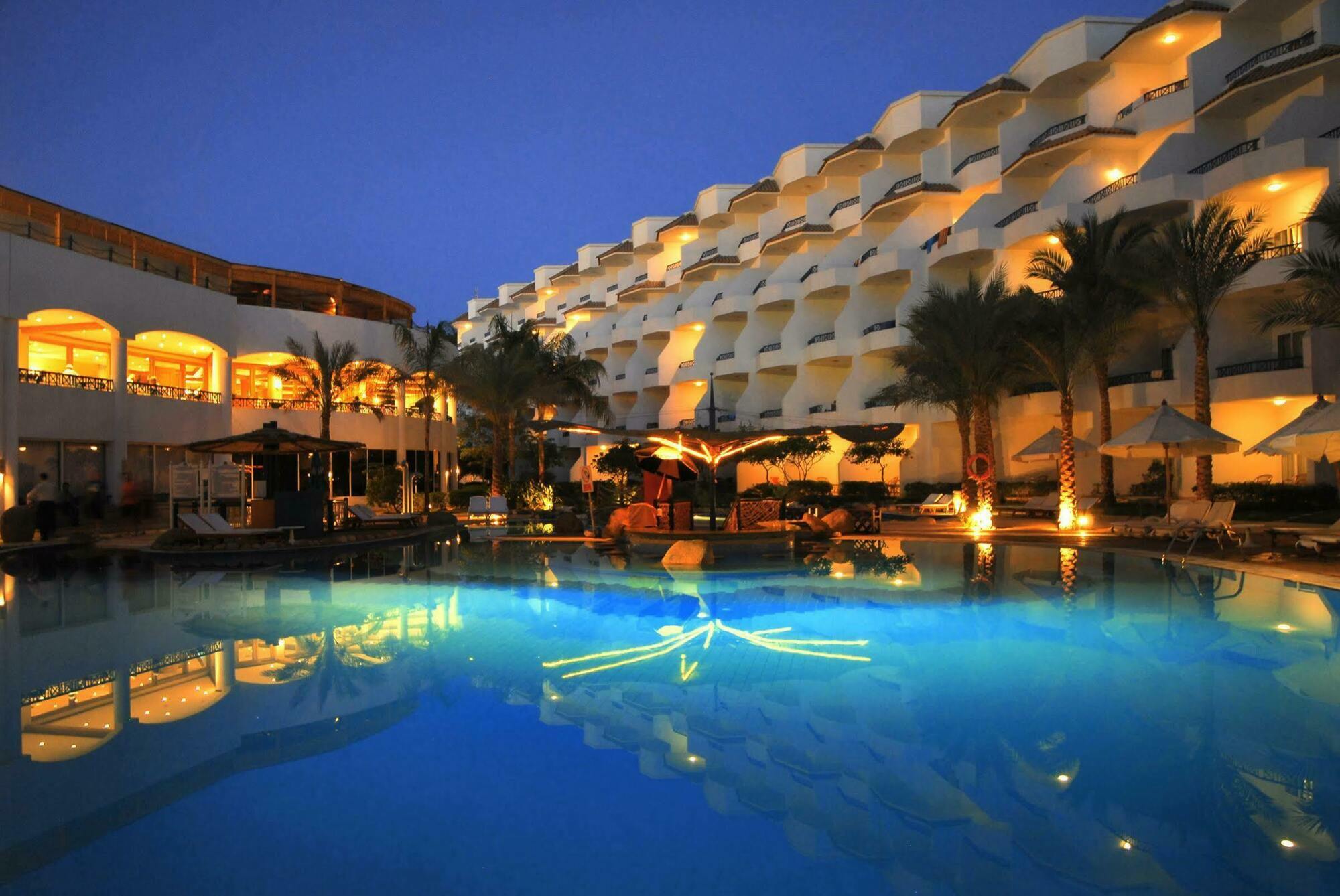 Naama Bay & Resort 5*