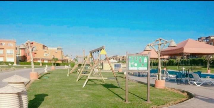 Marina Wadi Degla Duplex 4 Bedrooms Vilă *