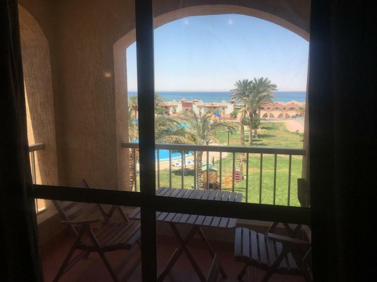 Special In Porto South Families Apartment Ain Suchna