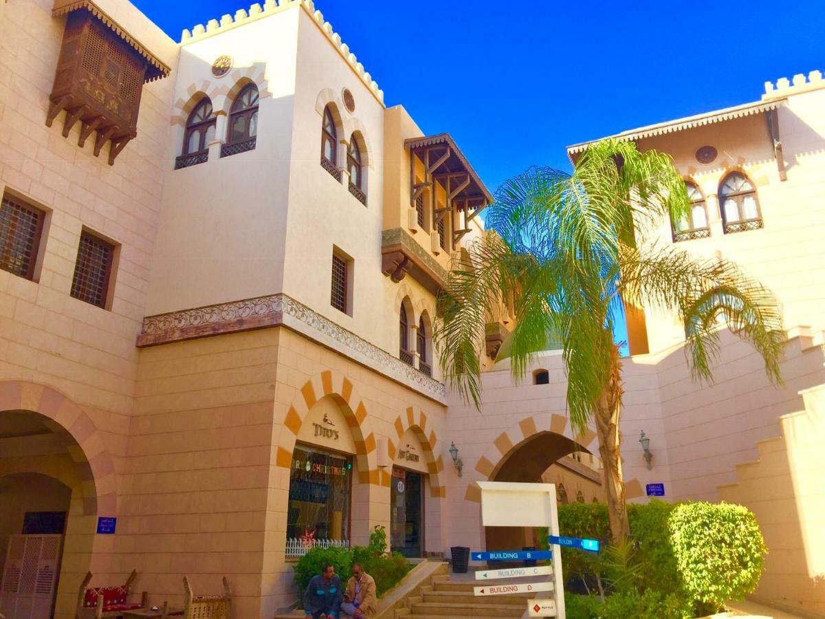 Luxury With Pool In * Hurghada