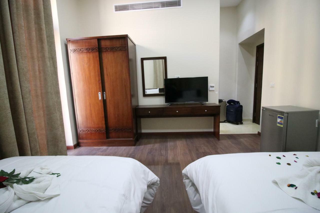Hotel Miramar Talaat Harb Square Cairo