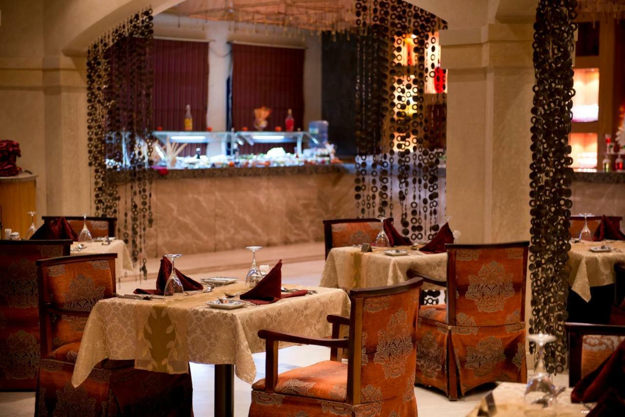 Amphoras Resort