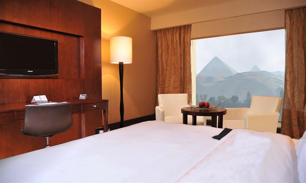 Le Meridien Pyramids & Spa 5* Giza