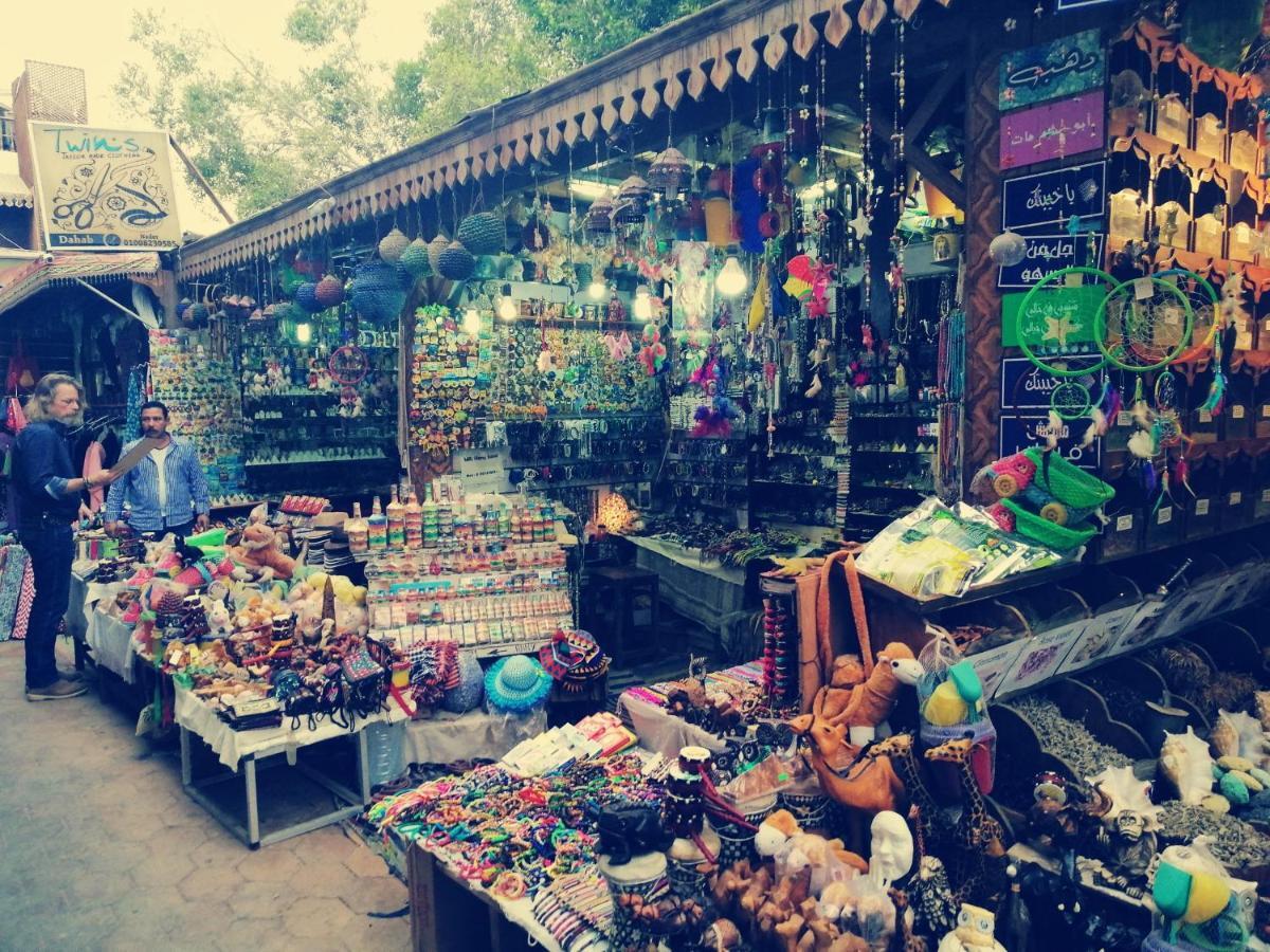 Ali Baba Hostel *
