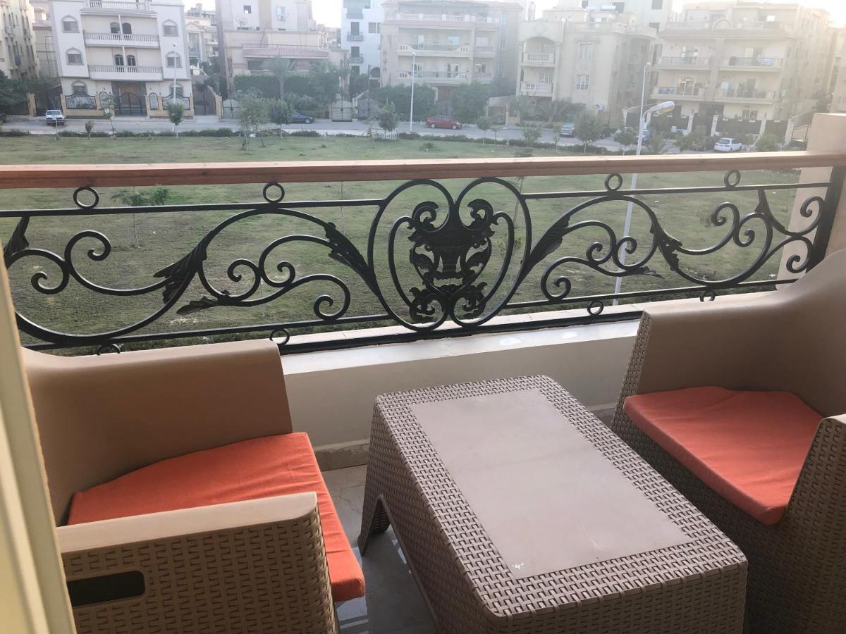 Elite Royal Five Stars * Cairo