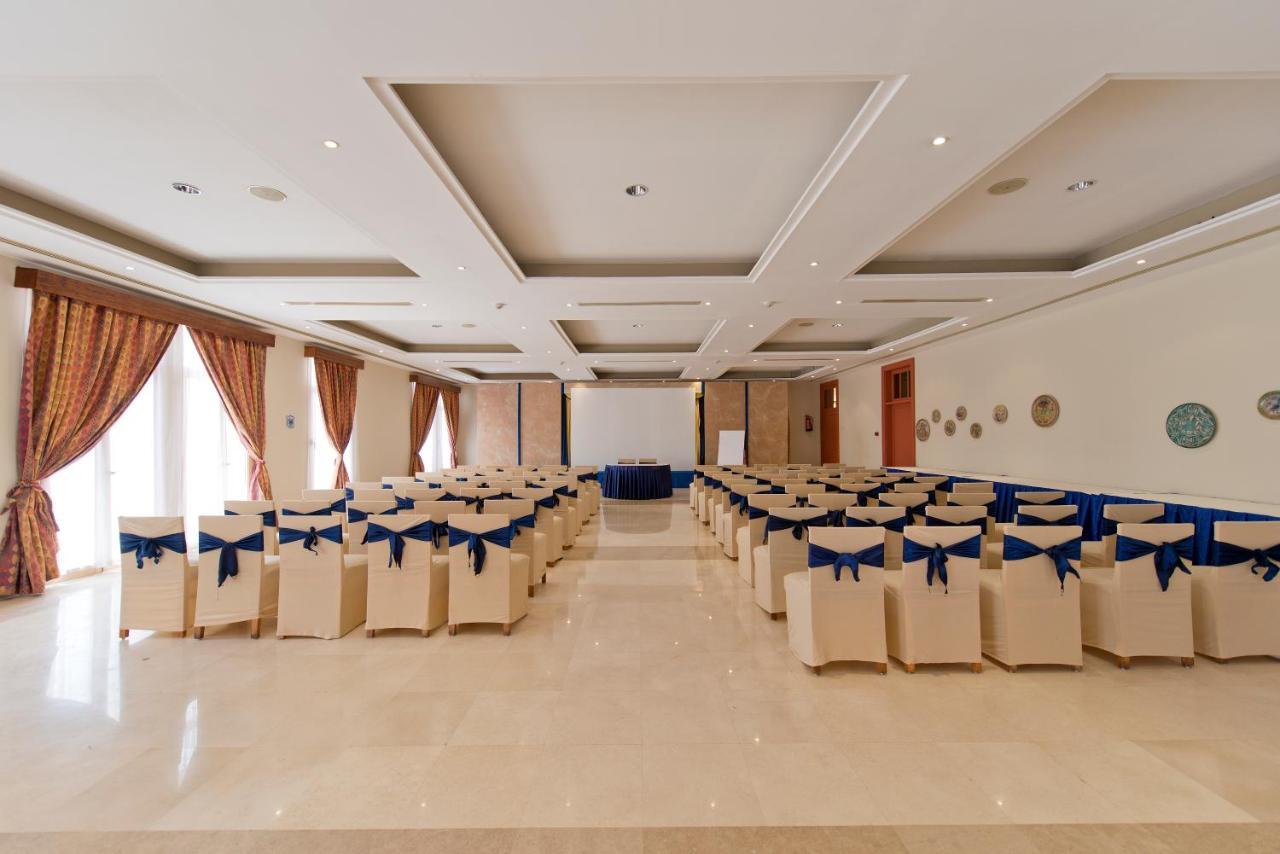 Amphoras Blu 4*