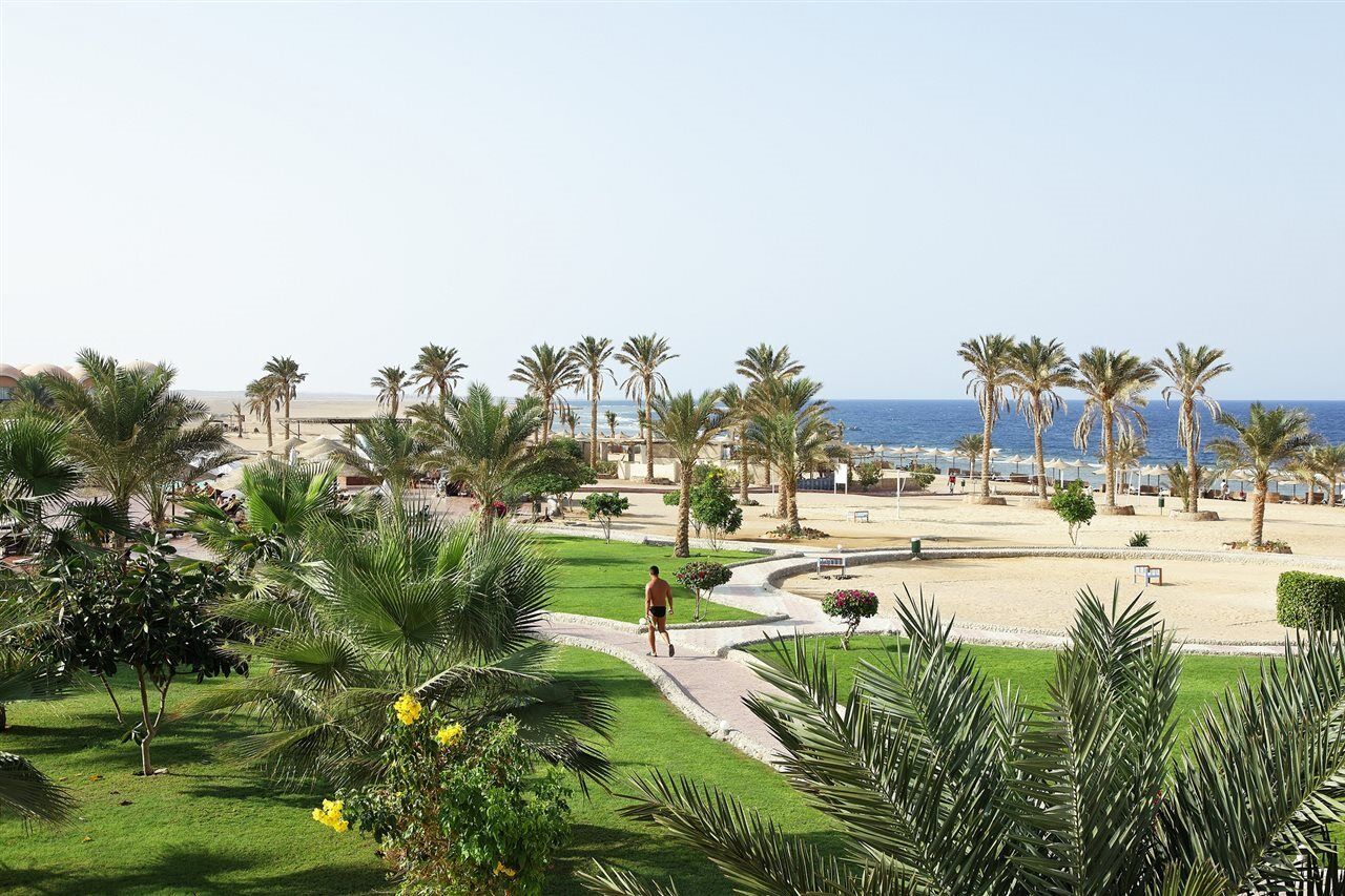 Resort Three Corners Sea 4*