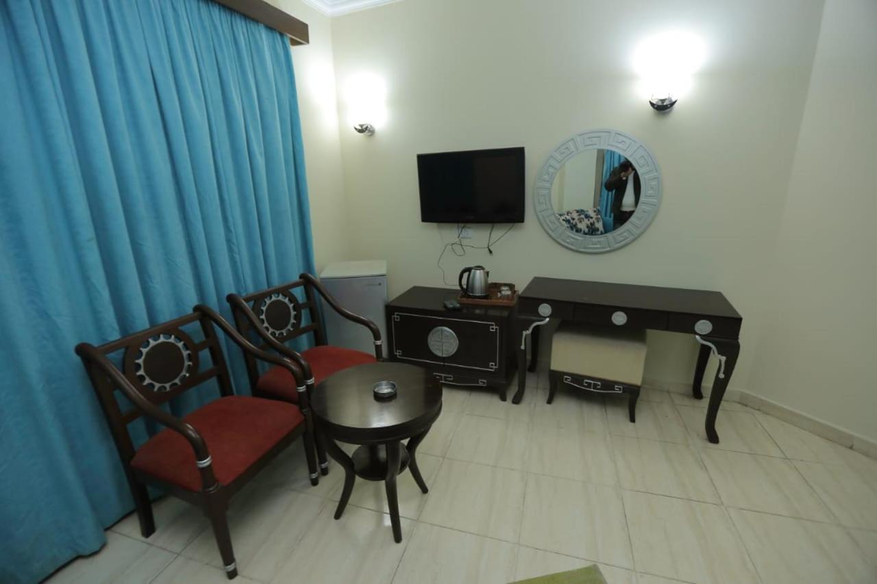 Resort La Sirena & - Families Only Ain Sukhna