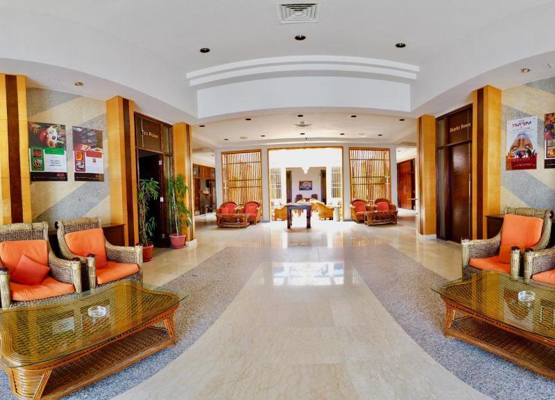 Maritim Jolie & Casino Resort