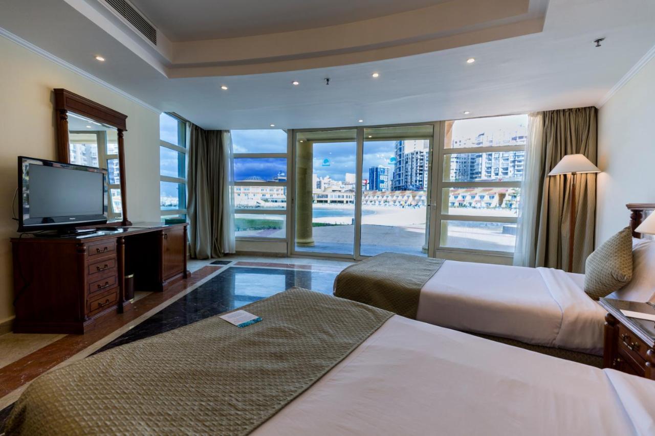 Sunrise Alex Avenue Hotel 5*