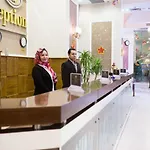 Chain Luxe Paradise Hotel