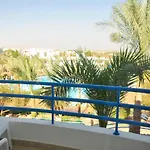 Queen Sharm View Resort