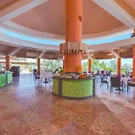 Xperience Hill-Top Beach Resort