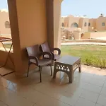 One Bedroom Apt At The View - B104