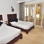 Carlton Luxury Resort