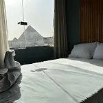 Demo Pyramids View Inn