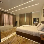 Unique Pyramids Boutique Inn