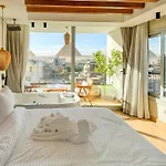 Galaxy Pyramids View Inn
