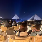 Pyramids And Sphinx Inn