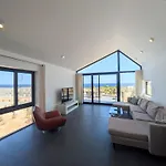Sea & Golf Views 2Br Villa With Free Beach & Pool Access